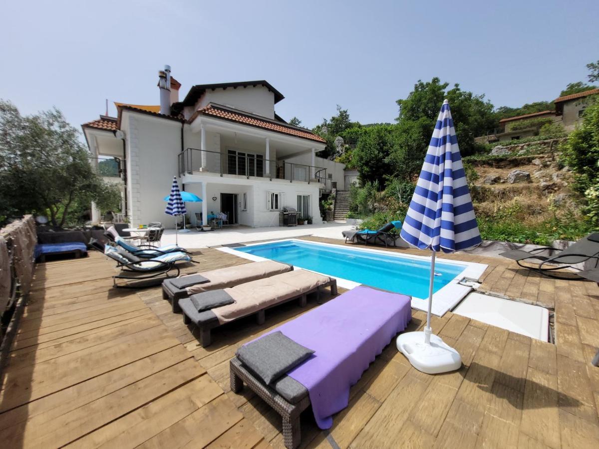 Ferienwohnung Mit Pool Kroatien Mit Meerblick Und Pool Lovran Luaran gambar